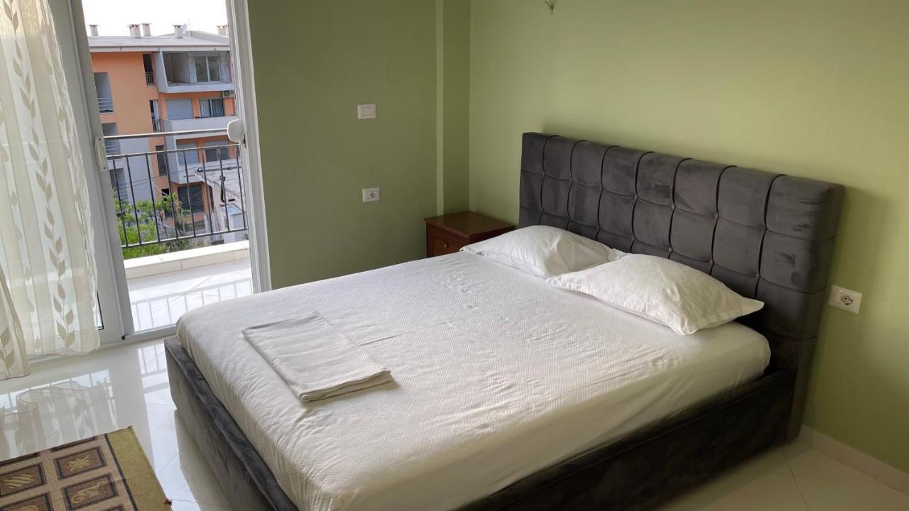 Vlorë Azure Apartments By Kondo Stays מראה חיצוני תמונה