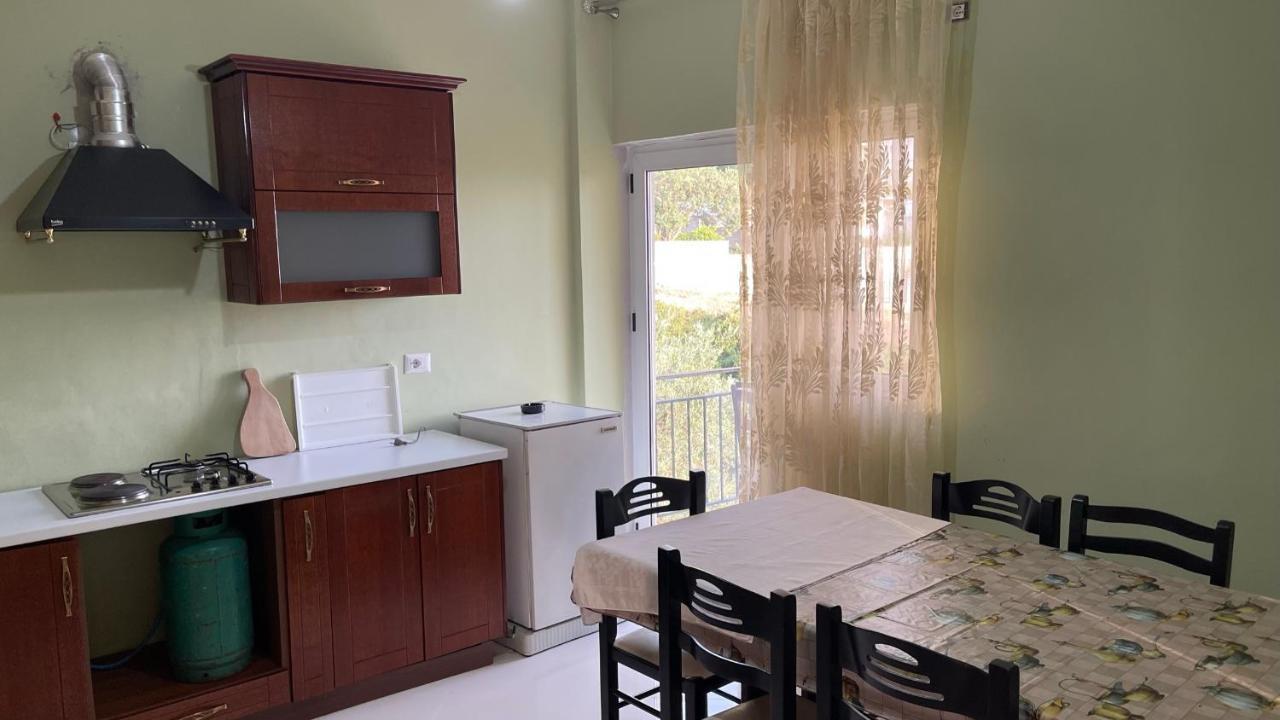Vlorë Azure Apartments By Kondo Stays מראה חיצוני תמונה