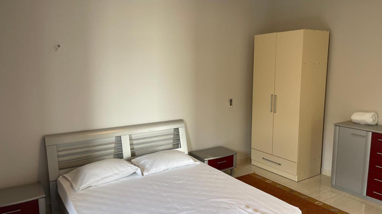 Vlorë Azure Apartments By Kondo Stays מראה חיצוני תמונה