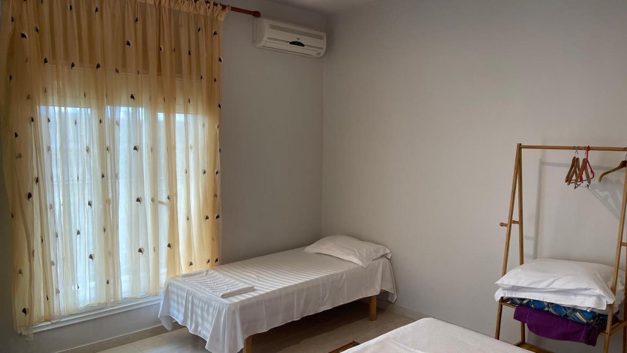 Vlorë Azure Apartments By Kondo Stays מראה חיצוני תמונה